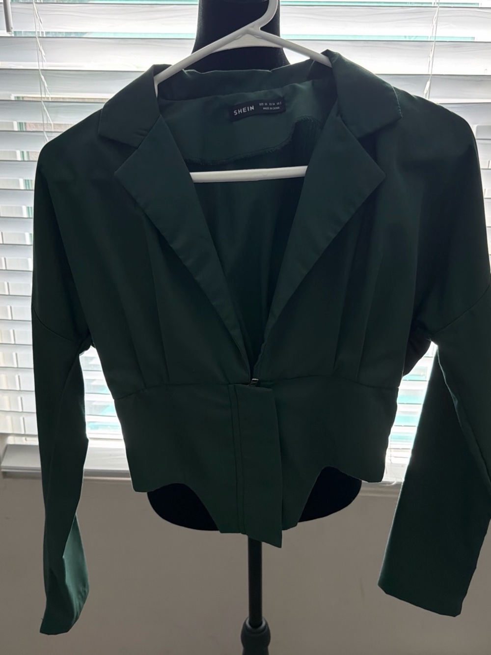 SHEIN Dark Green Cropped Tailored Blazer